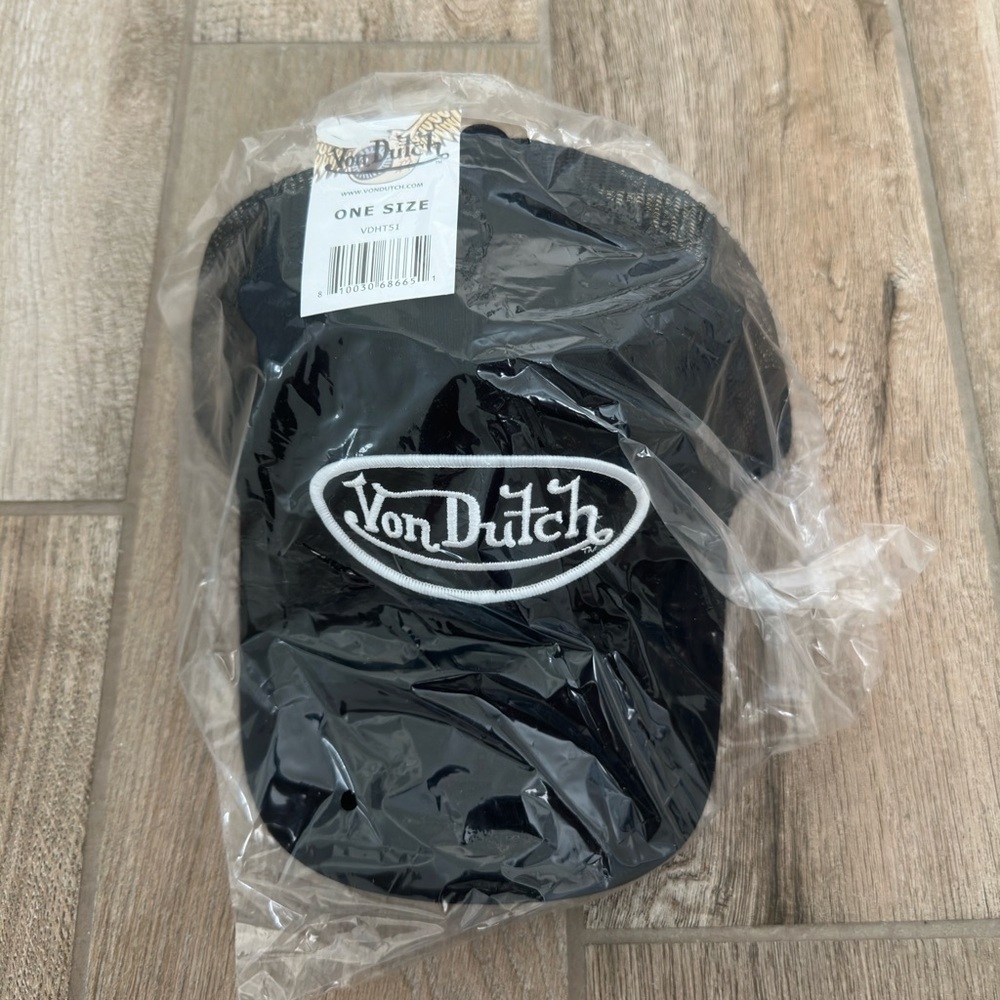 COPY - Von Dutch 
Trucker 51